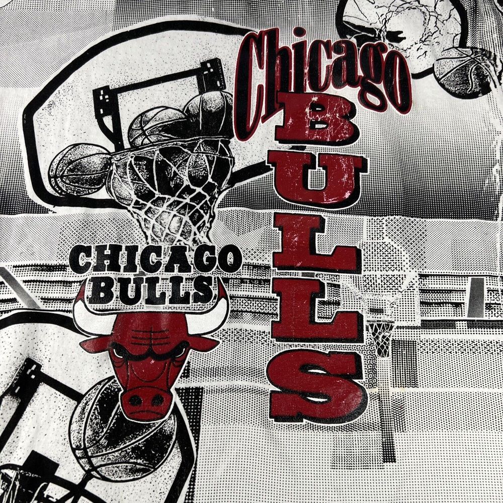 Vintage Chicago Bulls All Over Print Activewear Tag Shirt XL Made In USA - Picture 3 of 10